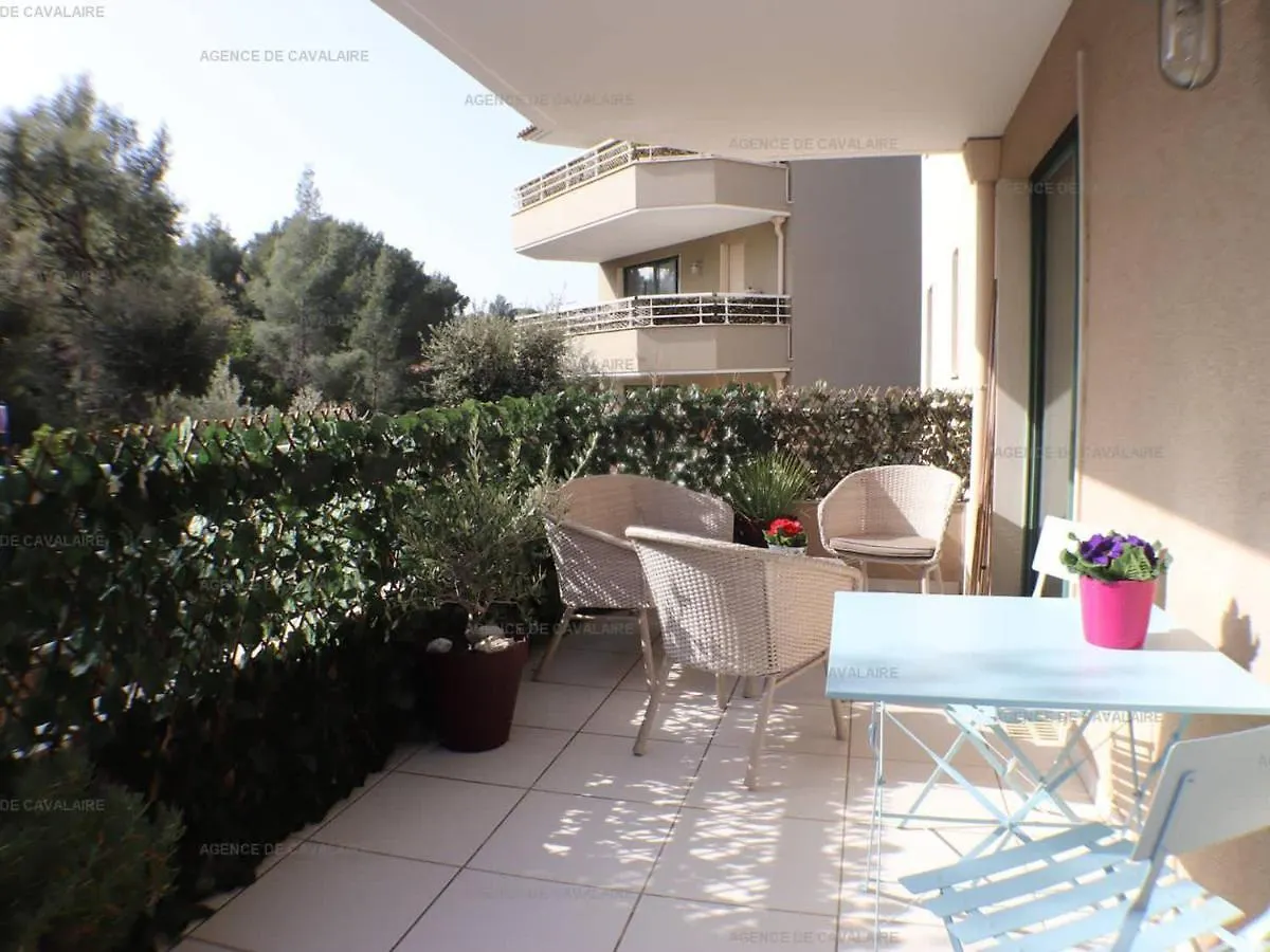 Bel Appartement T3 Avec Terrasse A Cavalaire-Sur-Mer - Fr-1-100-270 Apartman